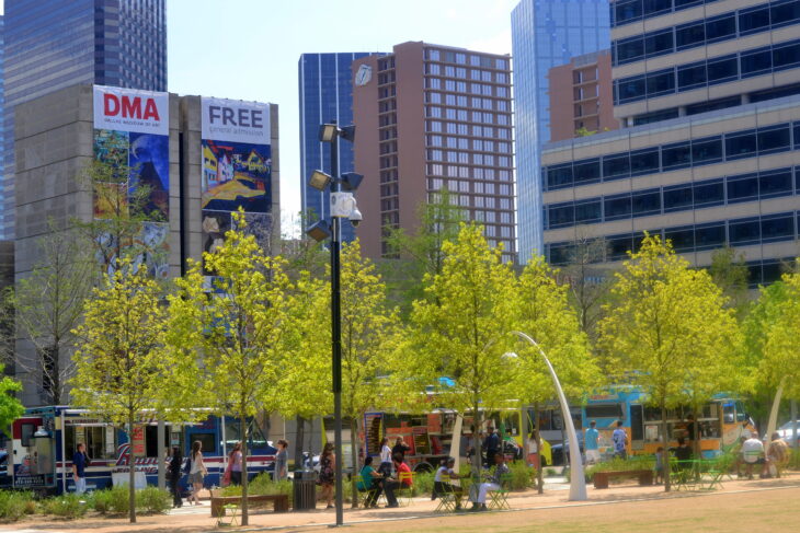 Klyde Warren Park_3