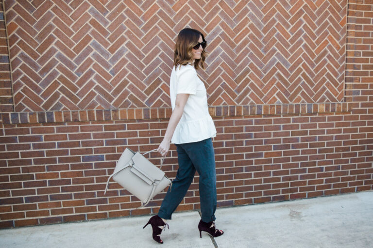 how to style women's chinos