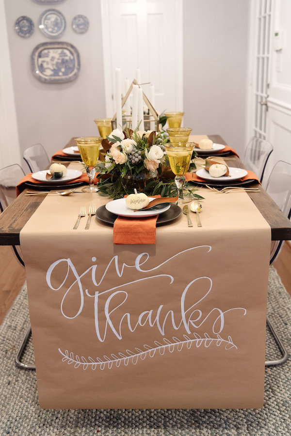 15 Thanksgiving Linen Ideas to Dress Up Your Table