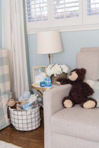 Treating a cough with Vicks VapoRub