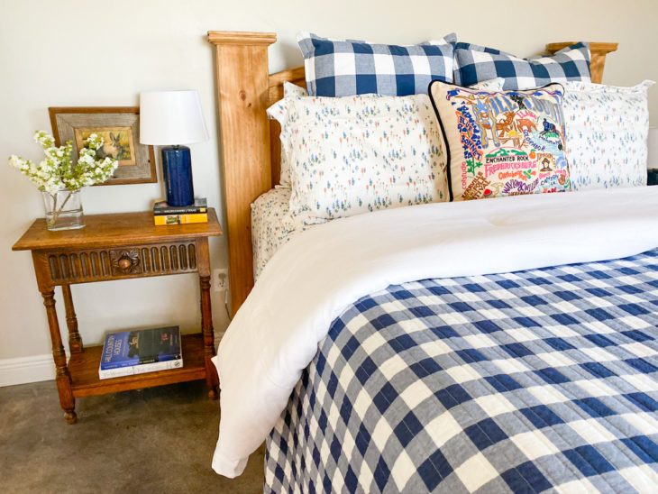 Harper Hill Country: Guest Bedroom + Bathrooms